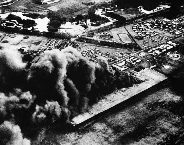 Image for article titled What the attack on Pearl Harbor looked like from the air and ground