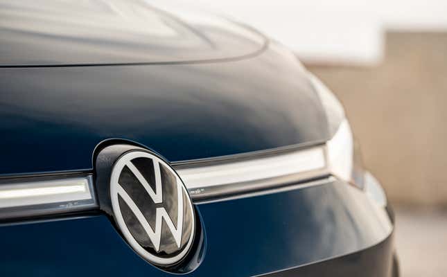 Image for article titled The Volkswagen ID.7 Is The Electric Passat VW Needs