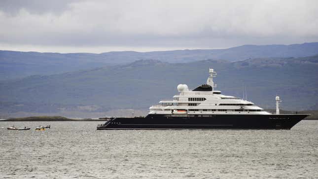 Image for article titled For About $1 Million a Week, You Can Rent Paul Allen’s Obscene Superyacht