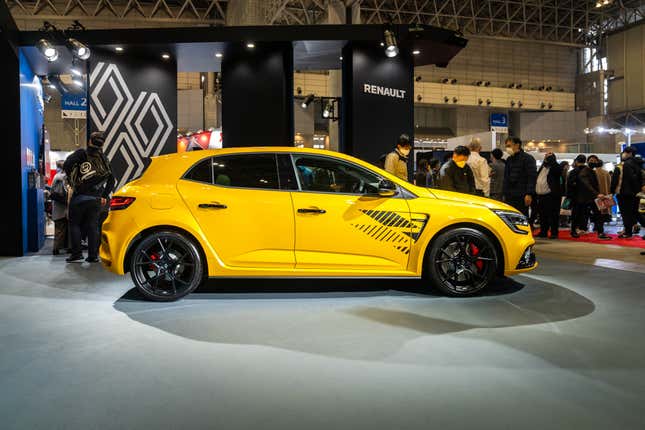 Image for article titled Automakers Brought the Heat at the 2023 Tokyo Auto Salon