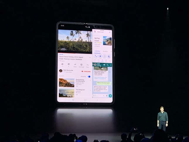Multitasking on the Samsung Galaxy Fold.