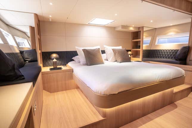 Intérieur du yacht Bentley x Contest