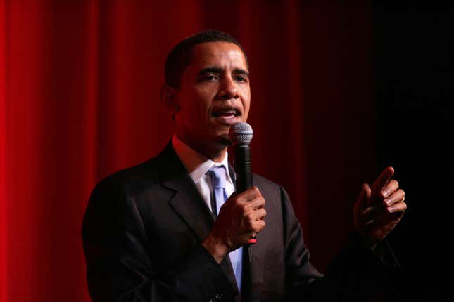 Democratic presidential hopeful Sen. Barack Obama (D-IL) speaks during a “A Night at the Apollo” fundraiser event at the Apollo Theater November 29, 2007 in the Harlem neighborhood in New York City.