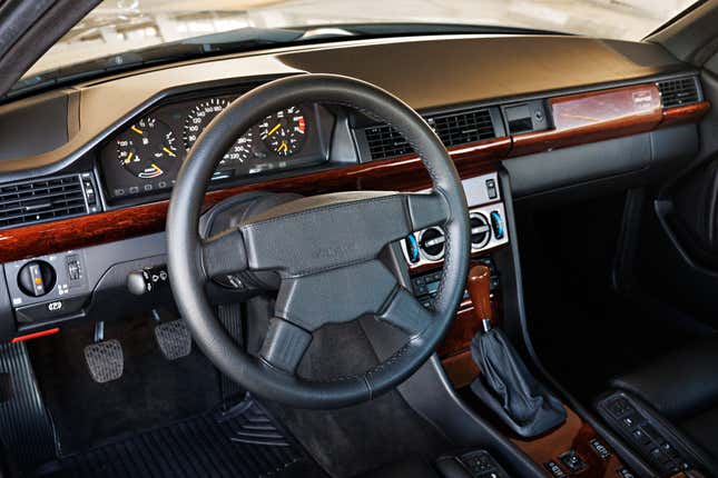 Interior of a grey Mercedes-Benz AMG 300CE 6.0 Hammer