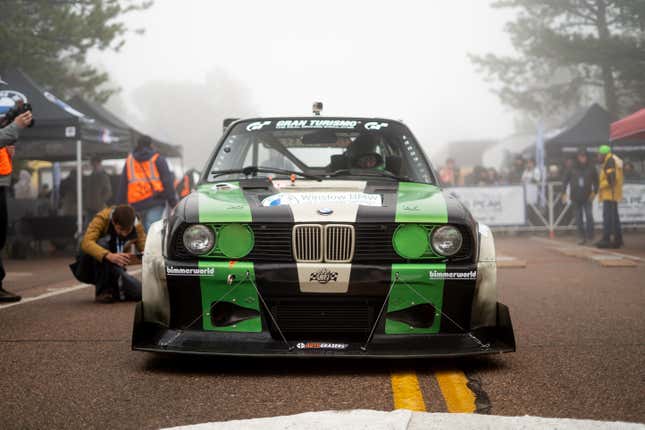 Image for article titled Views From the 2022 Pikes Peak International Hill Climb