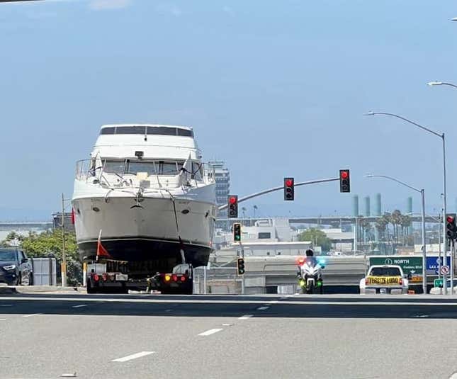 Image for article titled Massive Boat Gets Stuck In Tunnel Under Los Angeles Airport