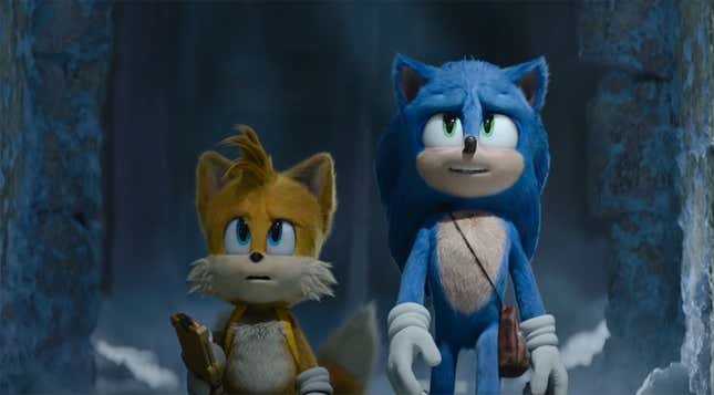 Sonic und Tails werden gezeigt, wie sie zu etwas in einer Höhle aufblicken.