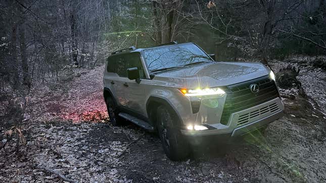 Bild für Artikel mit dem Titel Beim Fahren mit dem Lexus GX 550 Overtrail 2024 war ich überzeugt, dass es Zeit war, meinen alten GX 470 zu verkaufen