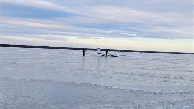 Image for article titled Plane Breaks Through Ice After Landing On Minnesota Lake