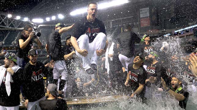 Image for article titled Shohei Ohtani&#39;s most likely landing spot is the NL West