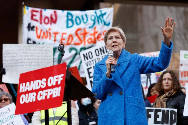 Image de l'article intitulé Elizabeth Warren lance un avertissement sur le système bancaire américain sous Trump