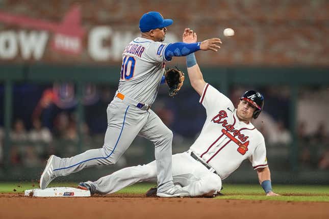 Braves use 6th-inning rally to beat Mets at Truist Park again, National  Sports