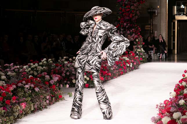 Image for article titled New York Fashion Week 2023: Animals, Insects, and So Many Fucking Flowers