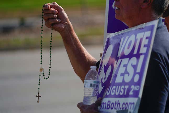 Image for article titled Kansans May Vote Away Their Right to Abortion Today