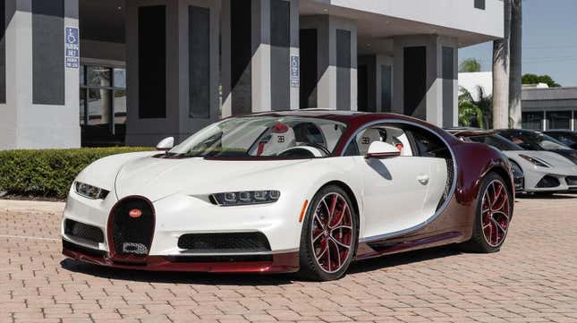 Image for article titled Buy A $3.8-Million Bugatti Chiron And This Florida Dealer Will Throw In A Free Rolls-Royce