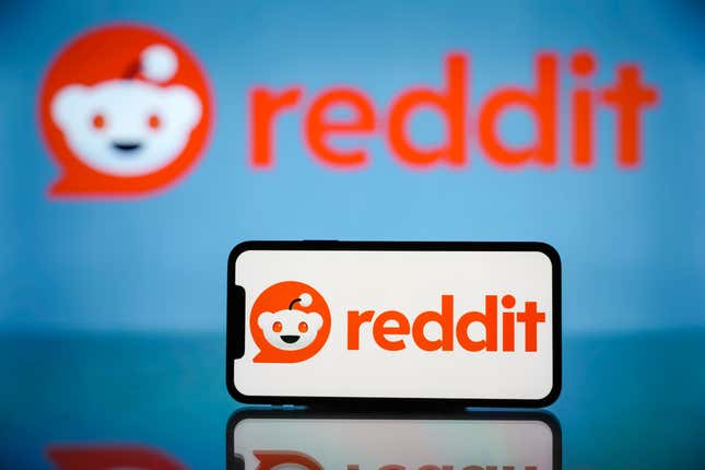 Image for article titled Reddit is including Redditors in its first earnings call since going public