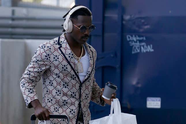  Former NFL wide receiver Antonio Brown had a lot of social media defenders in 2019. Today they’re pretty quiet about his latest scandal.