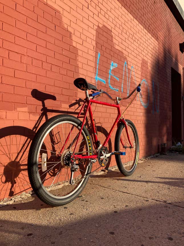 Image for article titled I Am Dumping Money Into A Trash Bike Because It Has The Weirdest, Coolest Brakes I've Ever Seen
