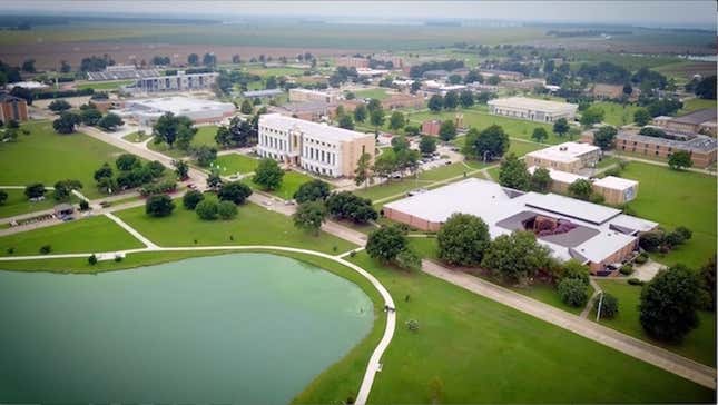 Image for article titled 15 HBCU Schools that Received Bomb Threats Around the Country