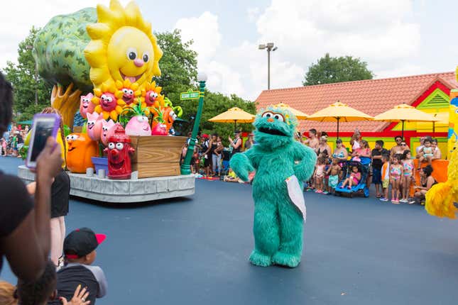 Image for article titled Black Family of Shunned Children Responds To Sesame Place&#39;s Invitation to Return