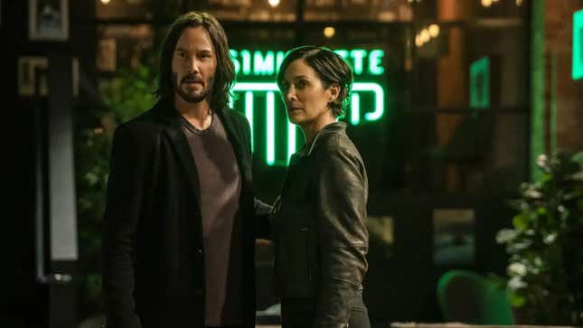 Keanu Reeves and Carrie-Anne Moss in The Matrix Resurrections