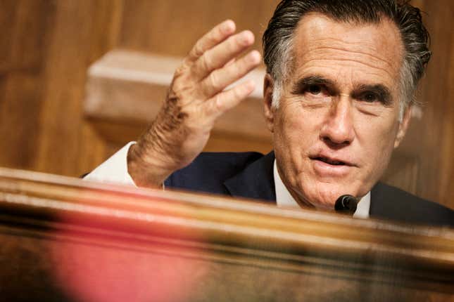Image for article titled Everybody Hates Mitt