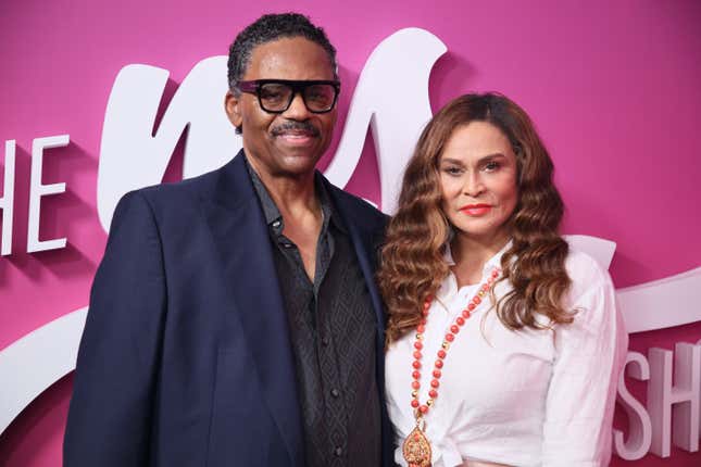  Richard Lawson, links und Tina Knowles-Lawson nehmen an der Premiere der 2. Staffel von BET+ der Ms. Pat Show am 10. August 2022 in West Hollywood, Kalifornien teil.