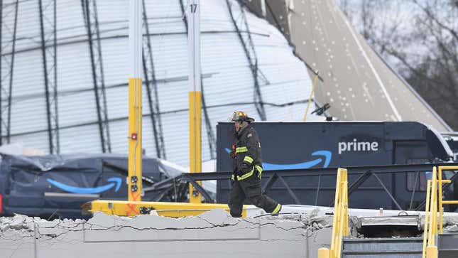 Image for article titled Amazon Tells Driver To Stay In Her Van During Tornado Or Lose Her Job