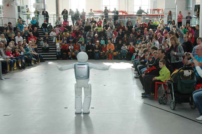 Image for article titled Pour One Out For ASIMO As Honda Retires Its Sweet Boy