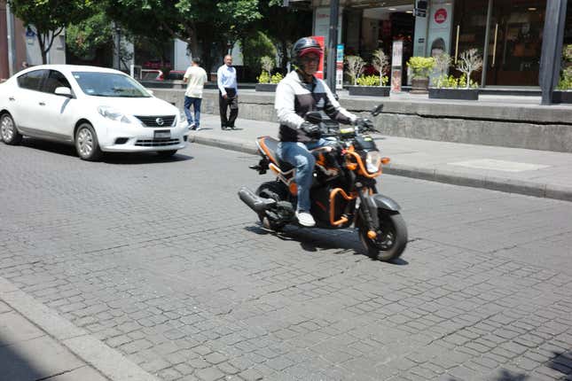 Image for article titled Carspotting In Mexico City, The Small Car Capital Of The West