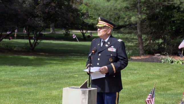 Image for article titled Ohio Memorial Day Organizers Cut Veteran&#39;s Mic When He Began Talking About Freed Slaves Being First to Commemorate the Holiday