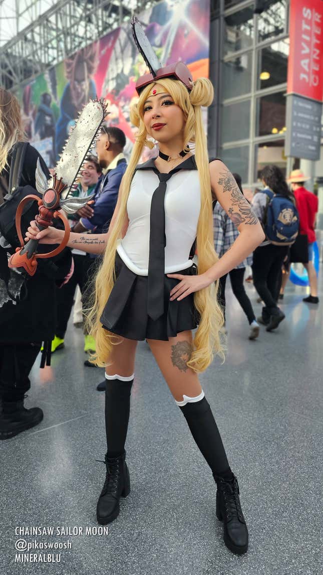 A cosplayer combines Sailor Moon and Chainsaw Man at Anime NYC 2023.