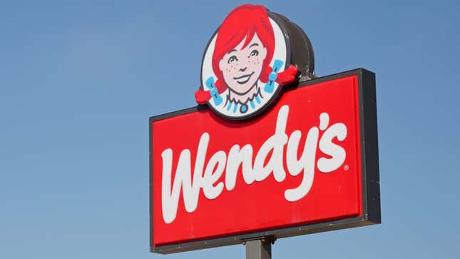 Image de l'article intitulé Wendy’s pourrait essayer des prix de pointe de style Uber pour les hamburgers