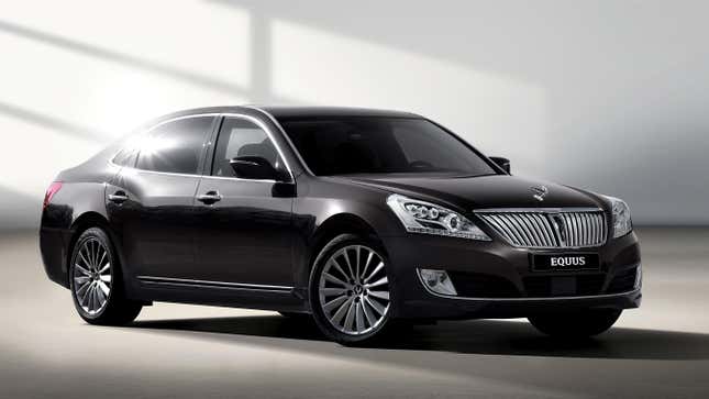 Une Hyundai Equus noire 