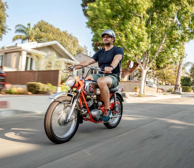 Image for article titled This Motorcycle Is Ace And You Should Buy It So I Don't Have To