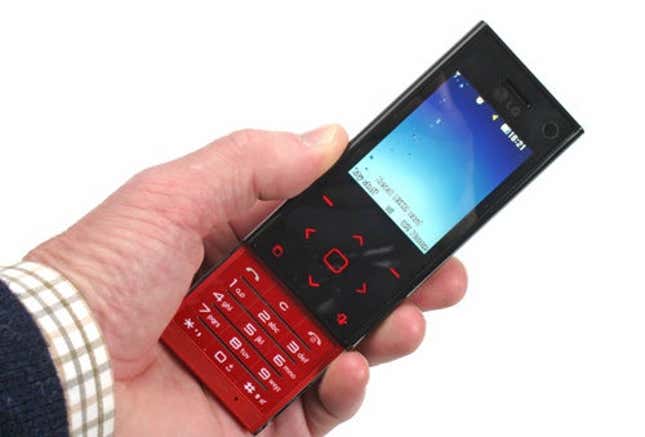 A photo of the LG Chocolate in red.