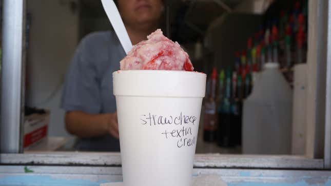 Strawberry snowball