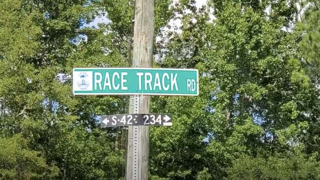 Image for article titled Take A Tour Around The Abandoned Confederate Speedway Short Track