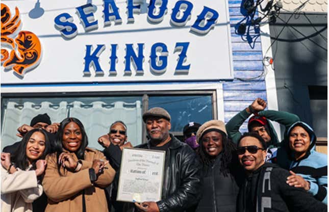 Image for article titled Black-Owned Restaurants in The Bronx Receive Racist Hate Mail