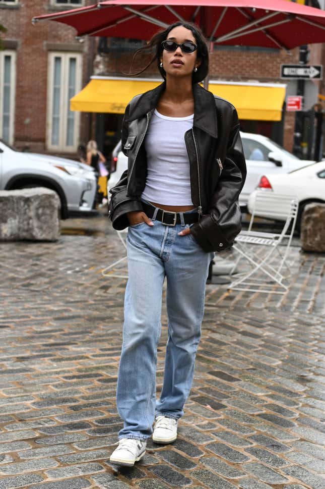 Image for article titled New York Fashion Week 2022: All the Chic Fits, Concerning Trends, and Despicable Copycats