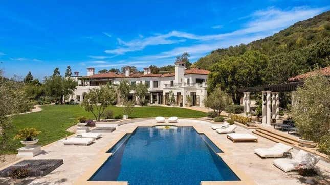 Image for article titled Peek Inside Drake&#39;s Epic $88M Beverly Hills Mansion, Which You Can Rent For ....