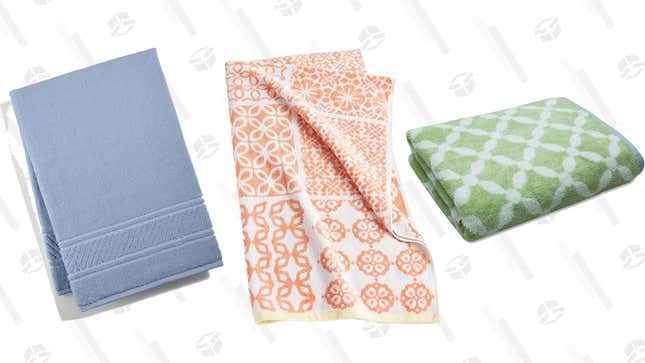 Martha Stewart Collection Spa Bath Towel | $12 | Macy’s
Martha Stewart Collection Tile Patchwork Spa Bath Towel | $12 | Macy’s
Martha Stewart Collection Dot Lattice Bath Towel | $12 | Macy’s