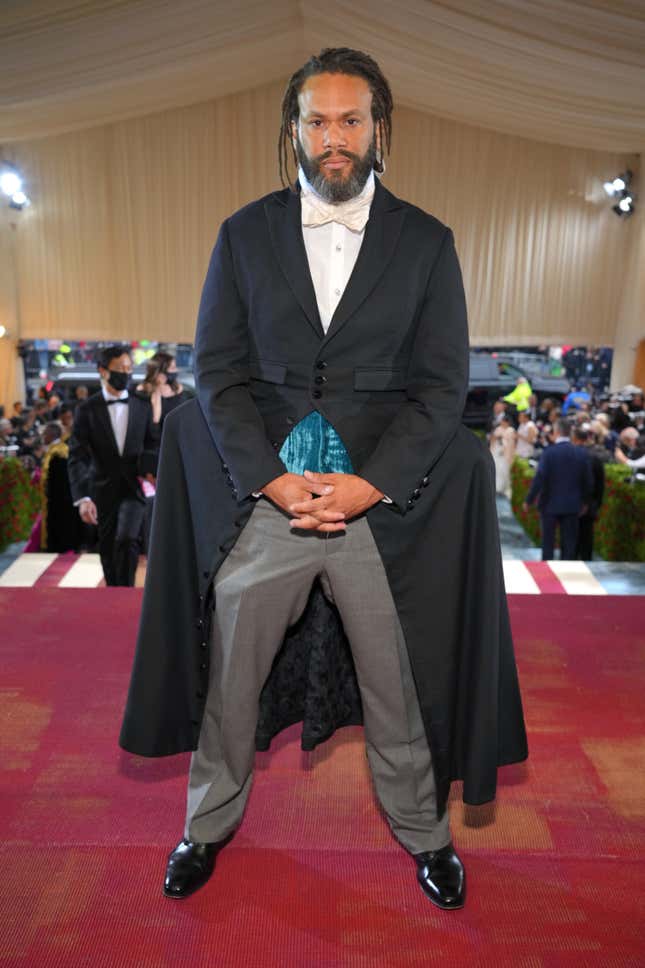 Image for article titled Met Gala 2022: All the Looks That Gave Us John Jacob Astor or Just Half-Assed