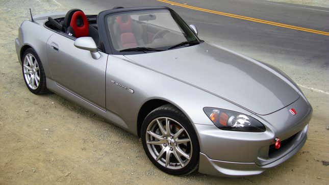 un 2005 Honda S2000