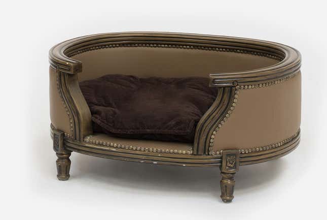 Panier de chien, expected to go for €600 to €800.