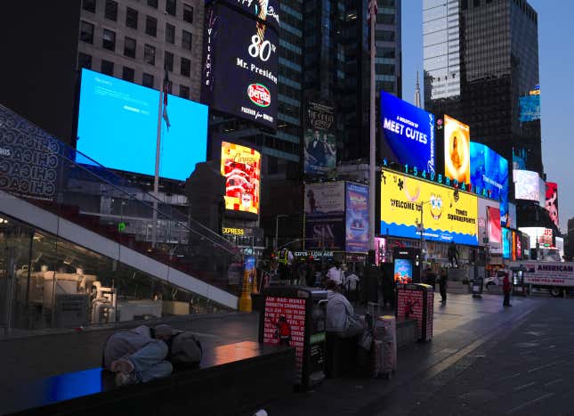 Entdeckt: Ein Bluescreen des Todes am Times Square.