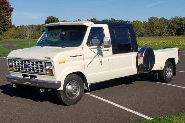 Fourgonnette-camion Ford E-350 Centurion 1989