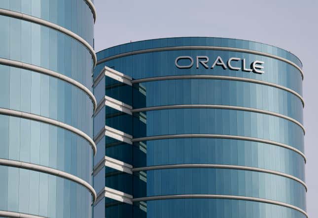 Image for article titled Oracle stock gives investors whiplash as Larry Ellison touts AI &#39;hypergrowth&#39; but earnings fall short