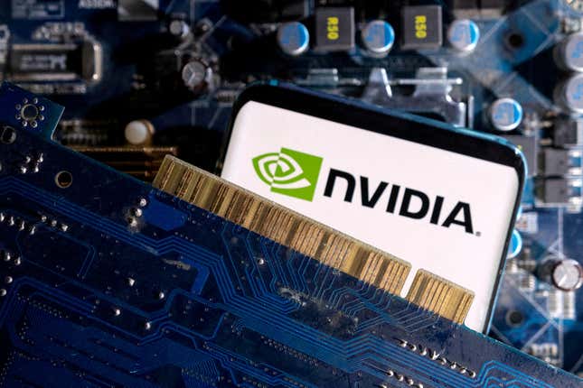 Logo Nvidia sur le matériel interne de l’ordinateur