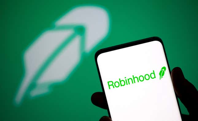 Image for article titled Robinhood stock rises despite SEC scrutiny